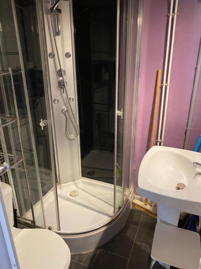 Les Studios Meubles De L'Avenue Bouloumie ויטל מראה חיצוני תמונה