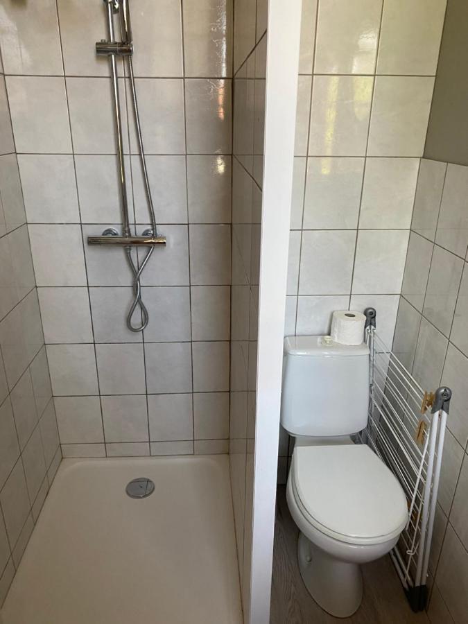 Les Studios Meubles De L'Avenue Bouloumie ויטל מראה חיצוני תמונה